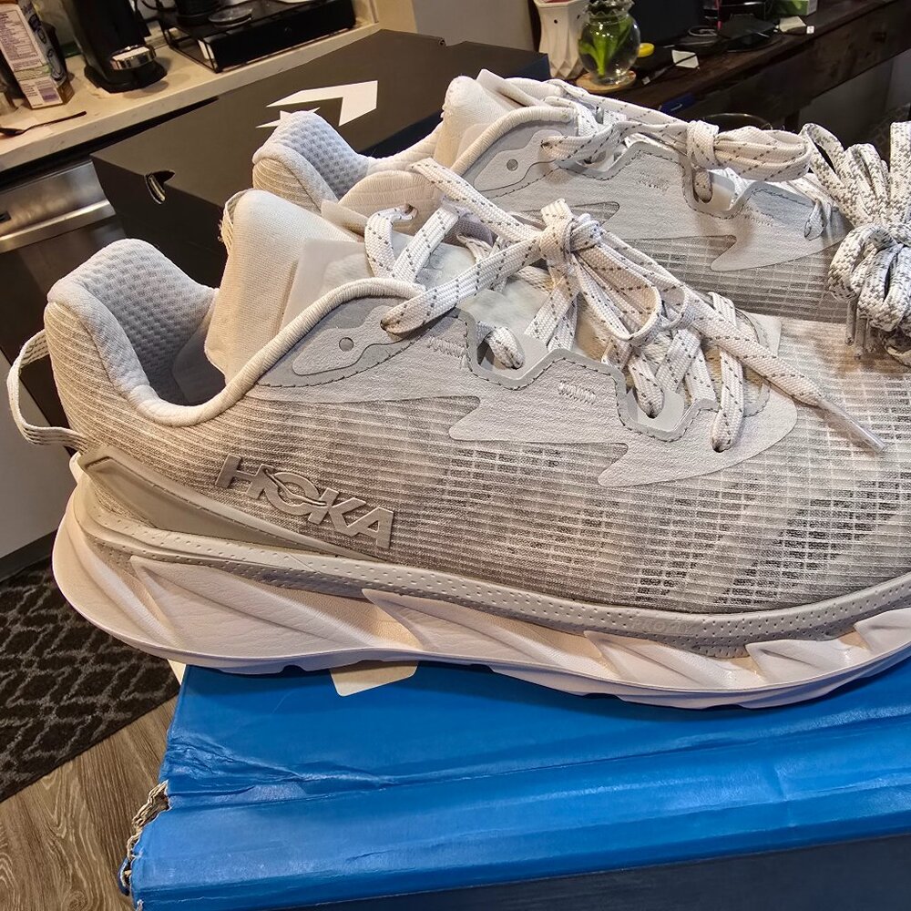 Hoka One One Elevon X White Running White / White Shoes 1165230-WMC SIze 10 NEW
